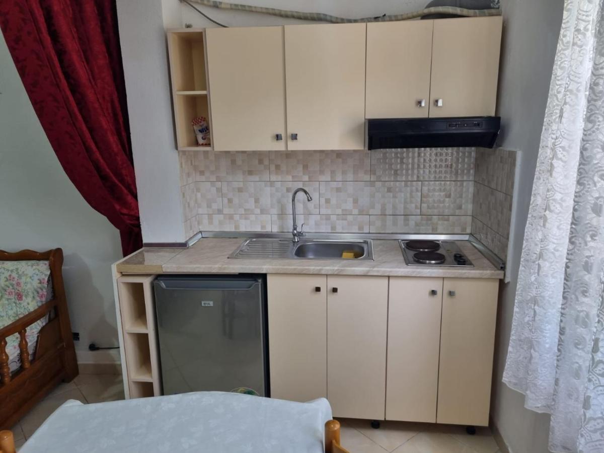 Guesthouse Novi Драч Екстериор снимка