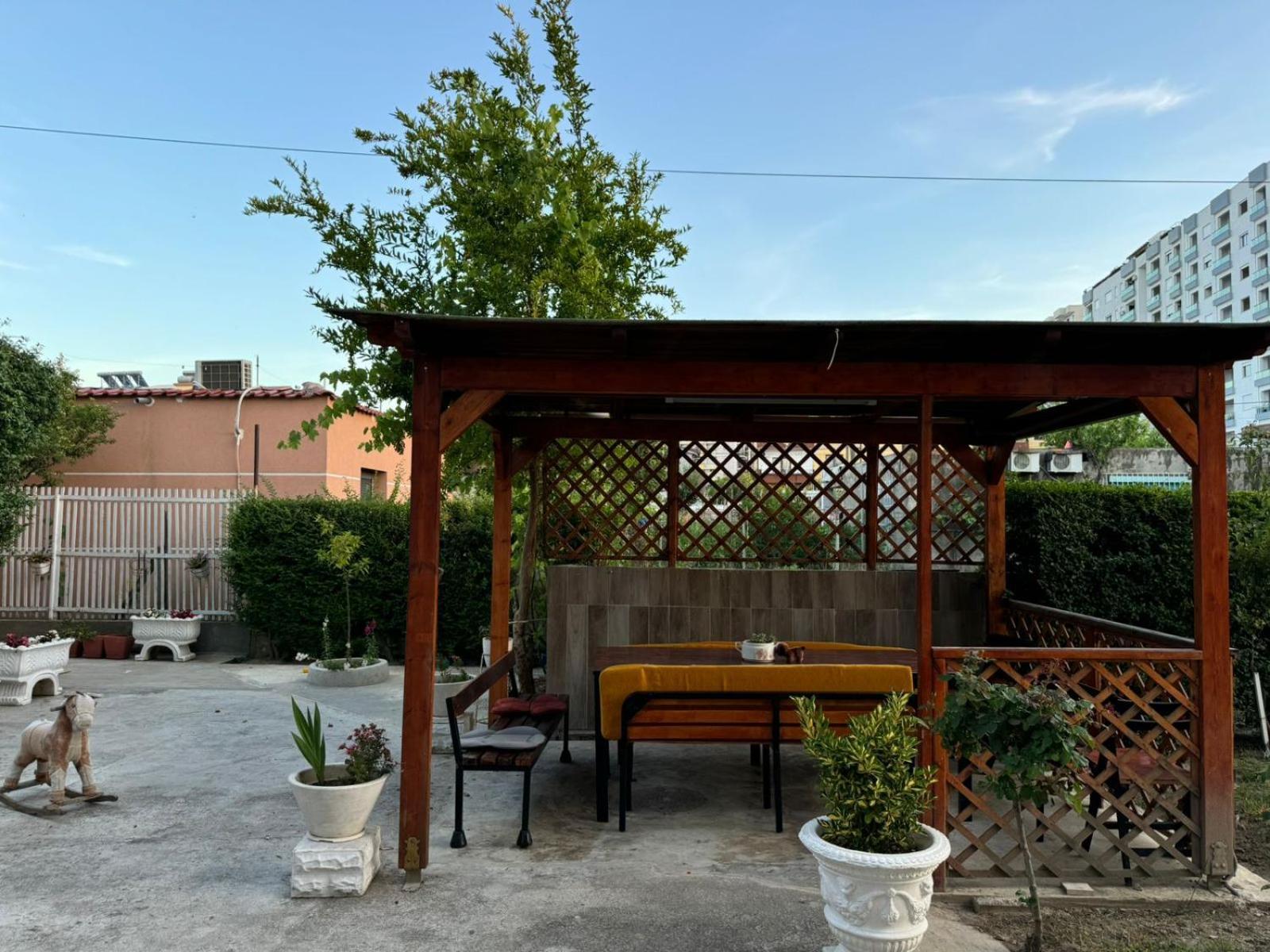 Guesthouse Novi Драч Екстериор снимка